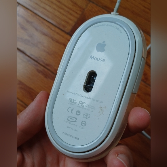 Tested - Working! Apple Mouse Model M5769 White Clear USB Wired - Picture 5 of 6